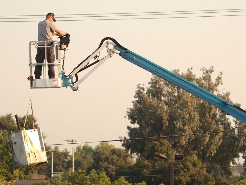 Tree removal job in the Hamilton Park neighborhood of Peoria